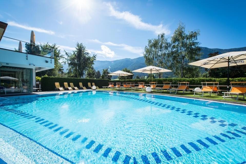 Alping Apartments Brunico Exterior foto