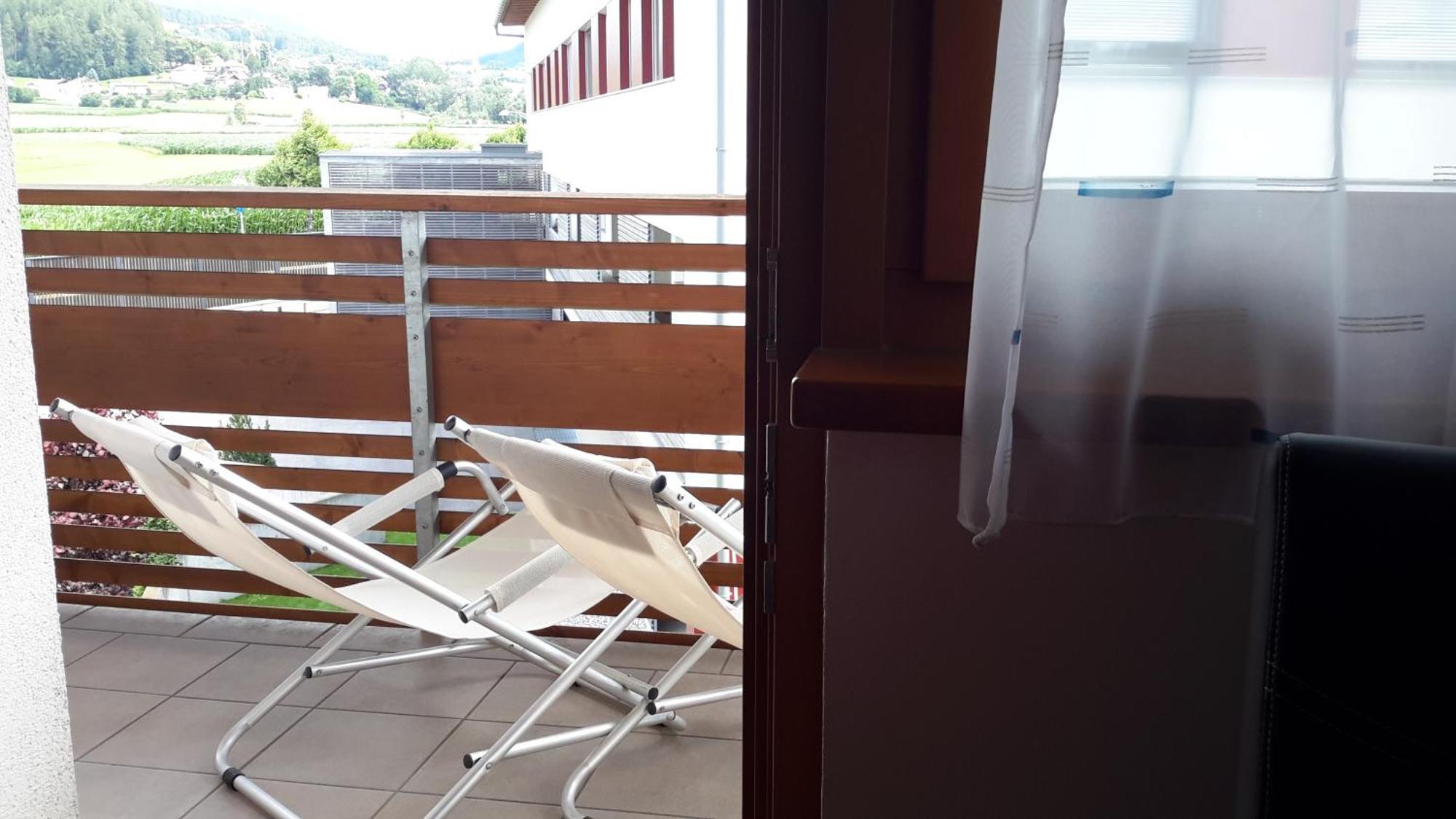 Alping Apartments Brunico Exterior foto